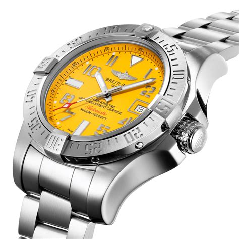 breitling avenger ii seawolf yellow dial review|breitling avenger seawolf bracelet.